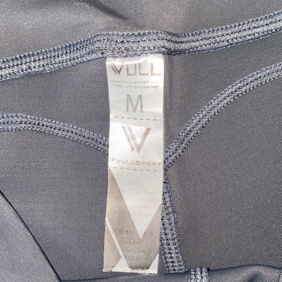 Athletic shorts - Picture 3 of 3